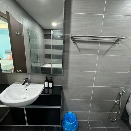 Jb City Shopping Mall Apartment Johor Bahru Exterior photo