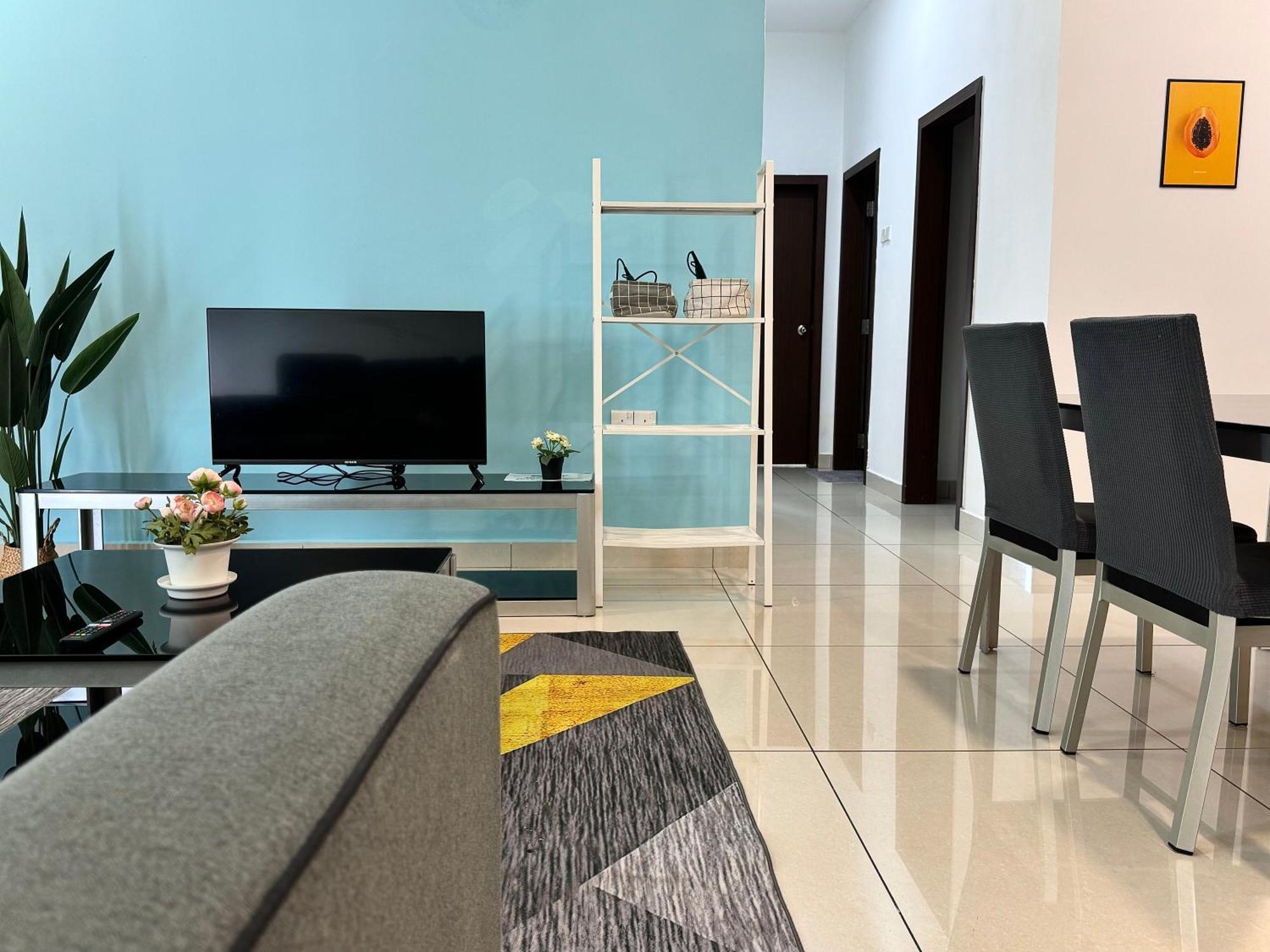 Jb Shopping Mall Apartment