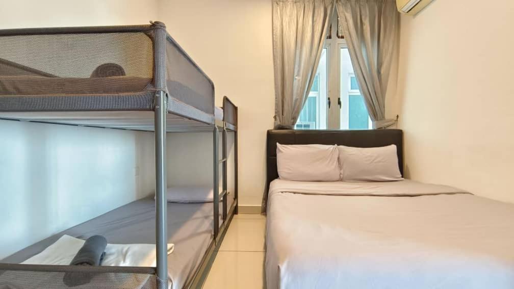 Jb Shopping Mall Apartemen