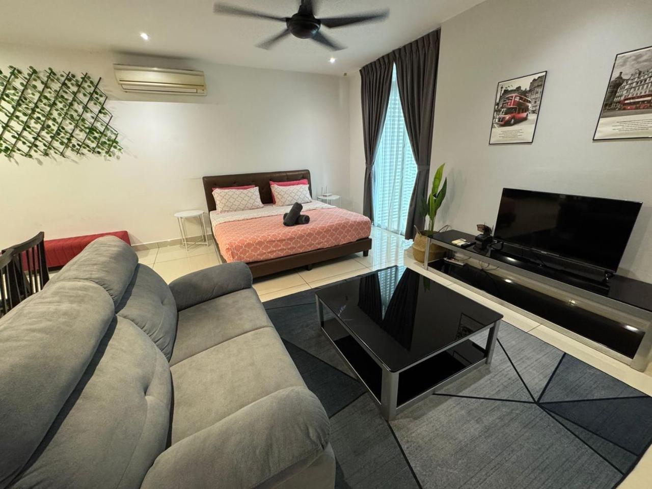 Jb Shopping Mall Apartemen